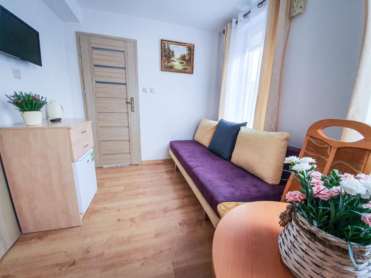 Villa Roza Pokoje & Apartamenty Łeba Buitenkant foto