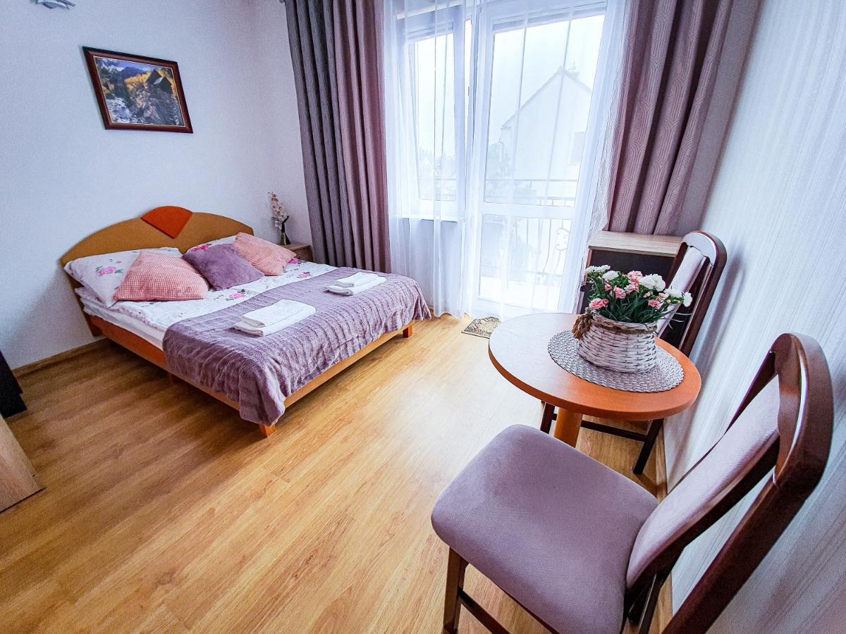 Villa Roza Pokoje & Apartamenty Łeba Buitenkant foto