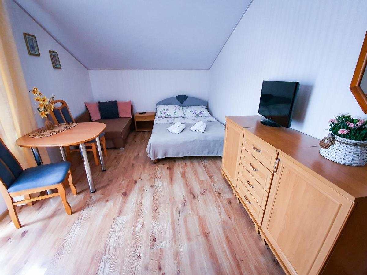 Villa Roza Pokoje & Apartamenty Łeba Buitenkant foto